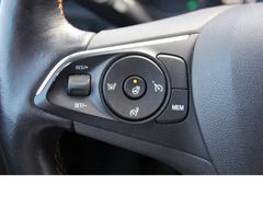 Fahrzeugabbildung Opel Crossland Ultimate*Panoramadach!*Original 46TKM!