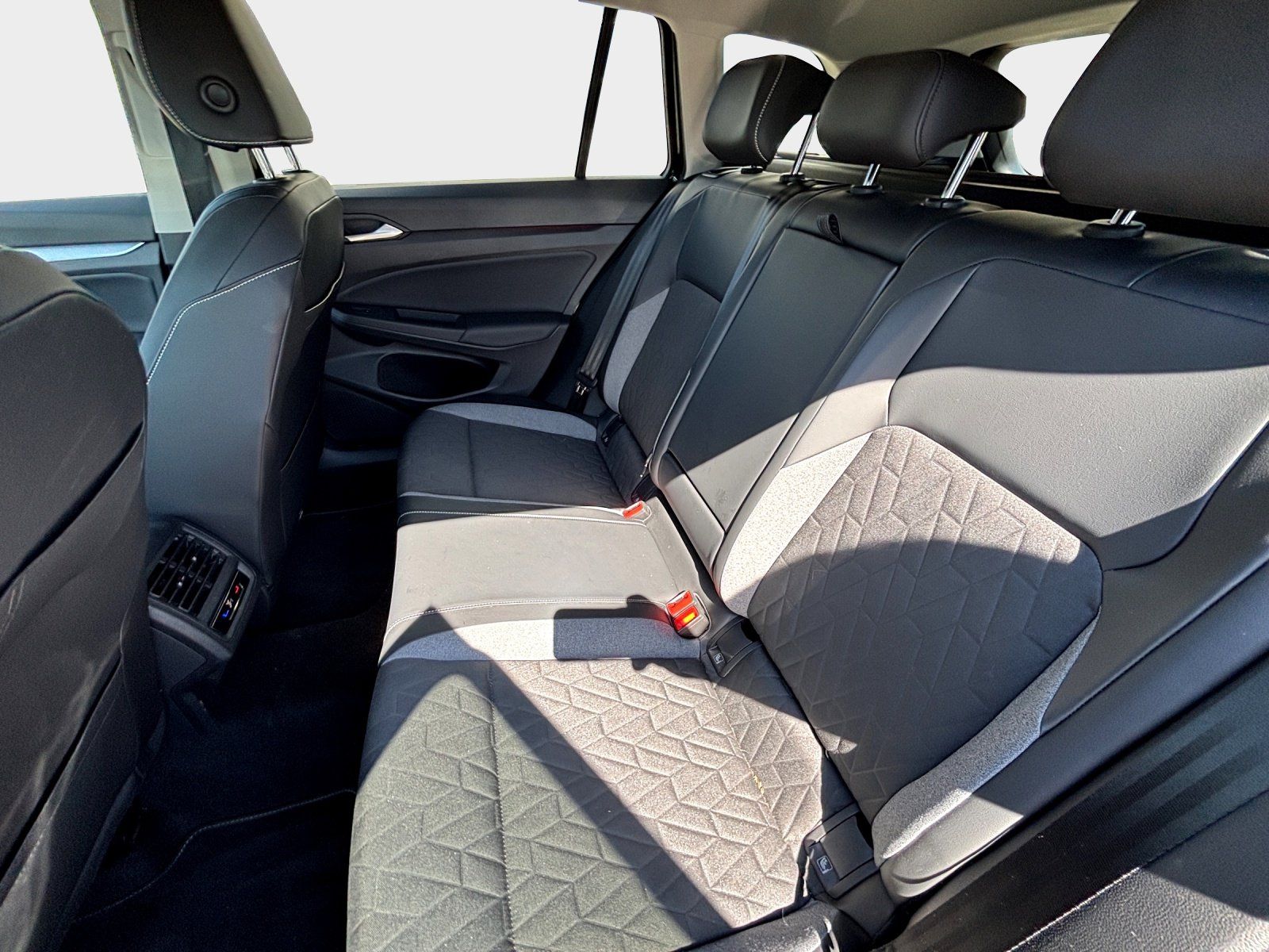 Volkswagen Golf - Bild 12