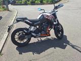 KTM Duke 125 - KTM DUKE 125
