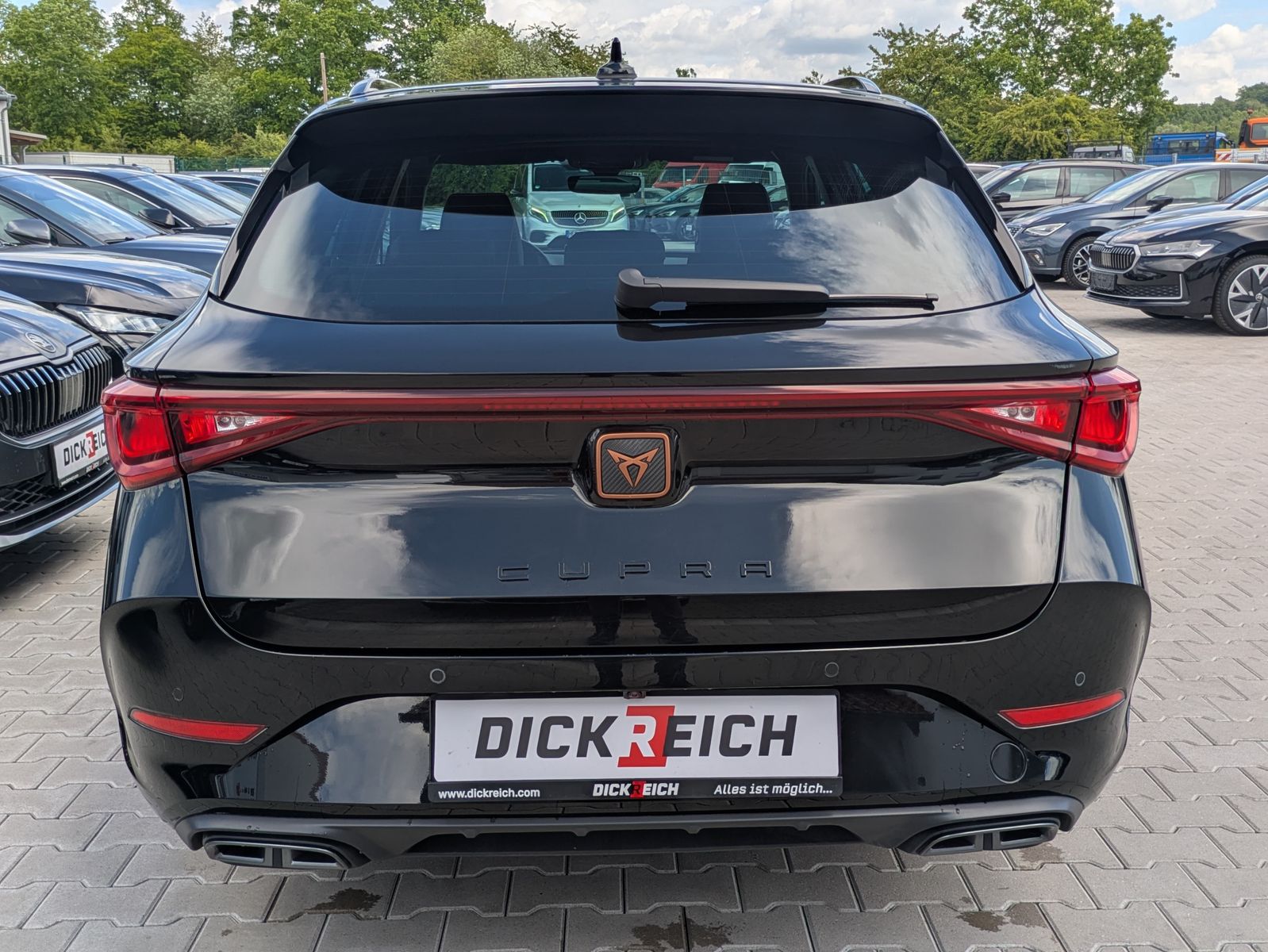 Fahrzeugabbildung CUPRA Leon 1.5 eTSI DSG MATRIX-LED*ACC*APP*KAMERA*18"