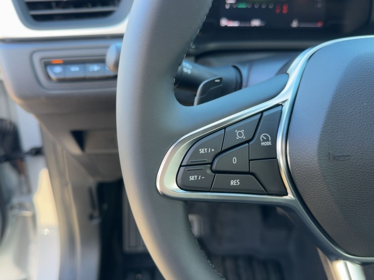 Fahrzeugabbildung Renault Captur Evolution Mild Hybrid 160 EDC