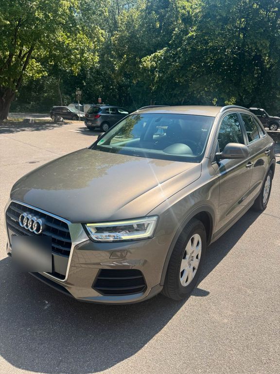 Image of Audi Q3