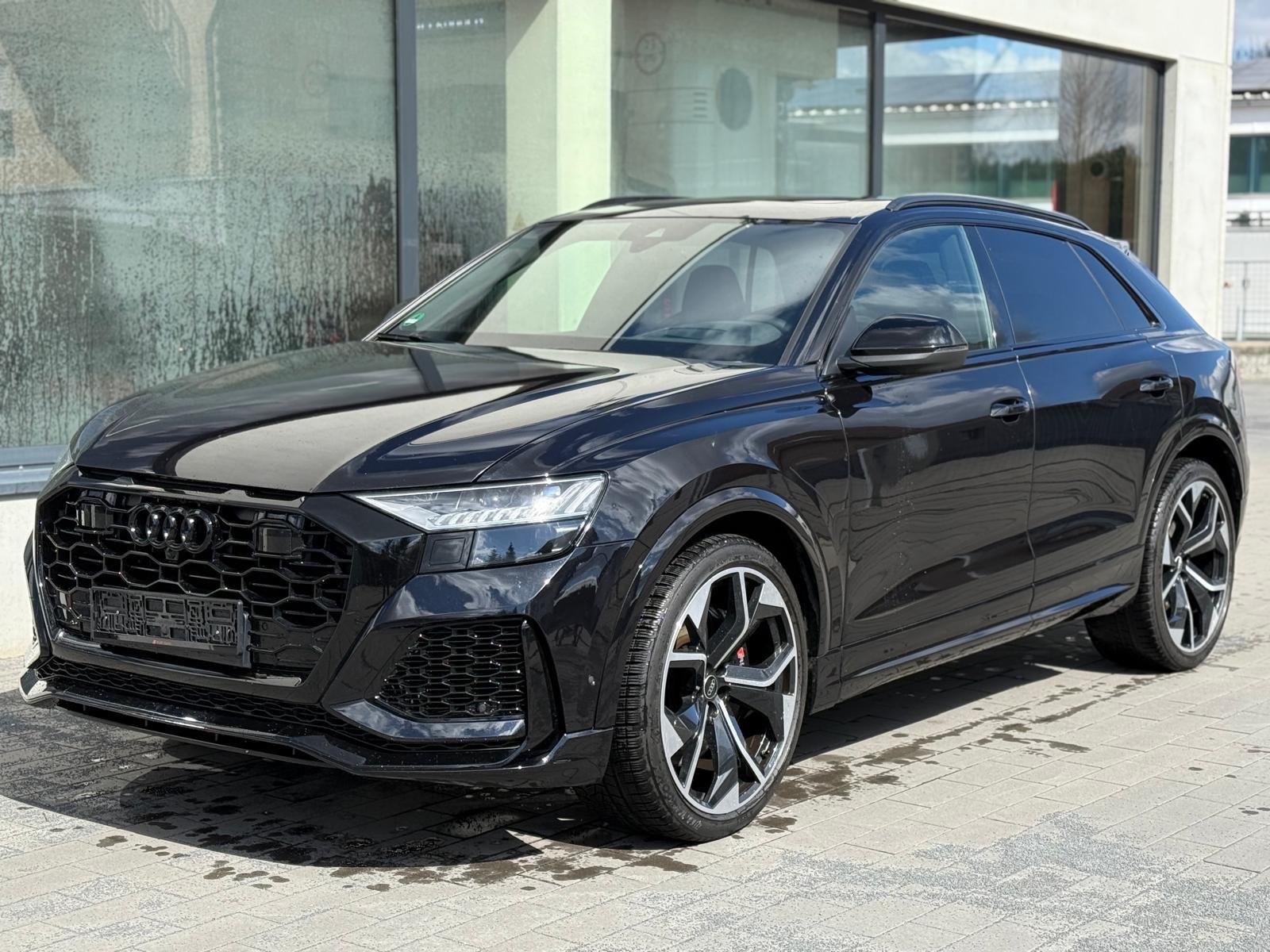 Audi RSQ8 4.0 TFSI quattro Head Up Abstand Pano AHK