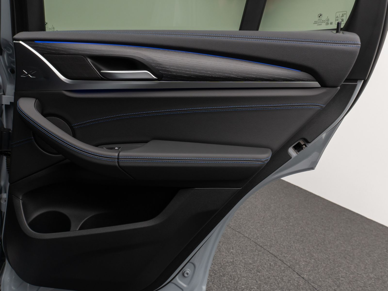Fahrzeugabbildung BMW X3 xD30d M Sport Panorama Laser 360°HUD DAB HiFi