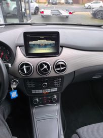 Bild 14 Mercedes-Benz B 180 Style Automatik Navi PDC SHZ