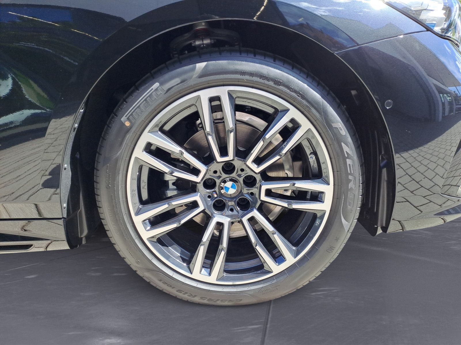 BMW 520d Limousine AHK Standheizung M-Sport Travel foto 11