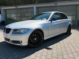 BMW 325i AT AHK Leder 3. Hand Apple CarPlay - BMW 325 aus 2006: 325i