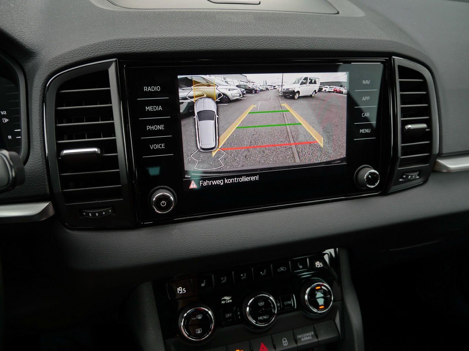 Skoda Karoq Selection 2.0 TDI Matrix*AHK*RFK*Virtual*, миниатюра 15