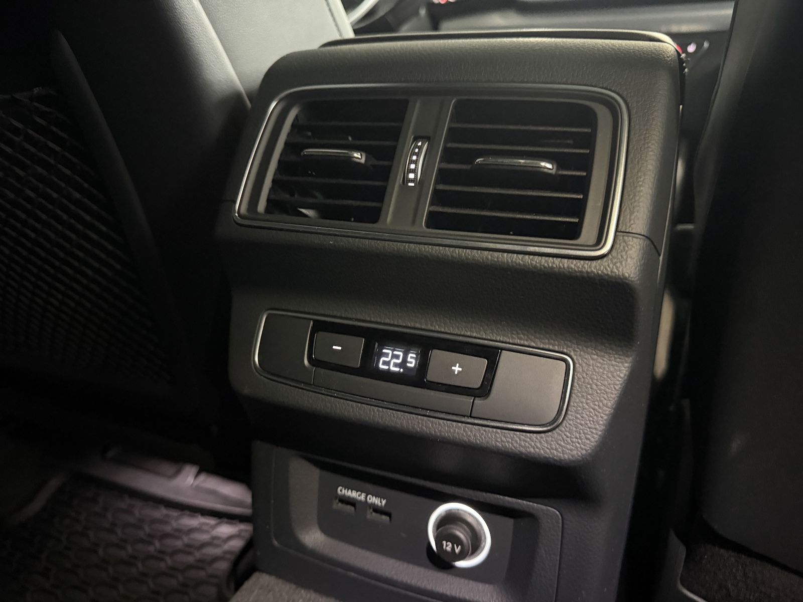 Fahrzeugabbildung Audi Q5 40 TDI qu. Sport S-LINE|NAVI|R-KAMERA|PANO