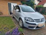 Volkswagen Golf Plus 1.6 FSI Trendline Automatik Trendline - Volkswagen Golf: Fsi