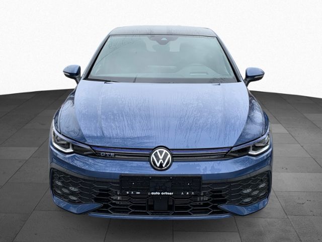 Fahrzeugabbildung Volkswagen Golf GTE MATRIX-LED AREEA VIEW HUD DCC NAVI TRAV