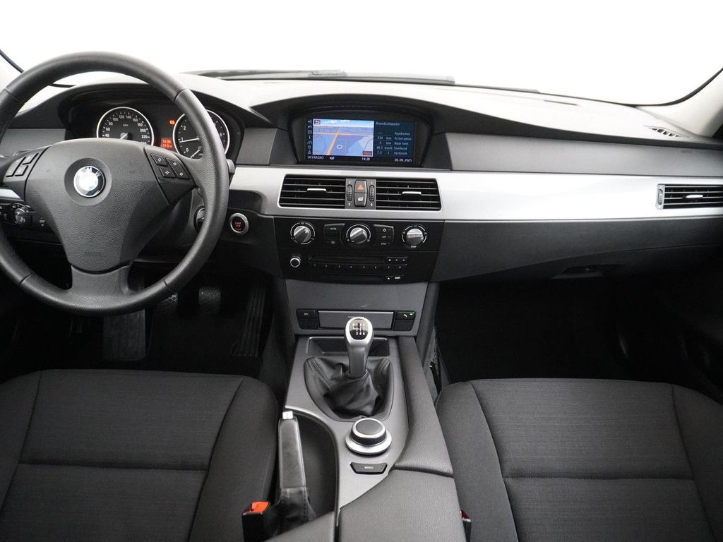 BMW 520 5-serie 520i Business Line Youngtimer NAP NL