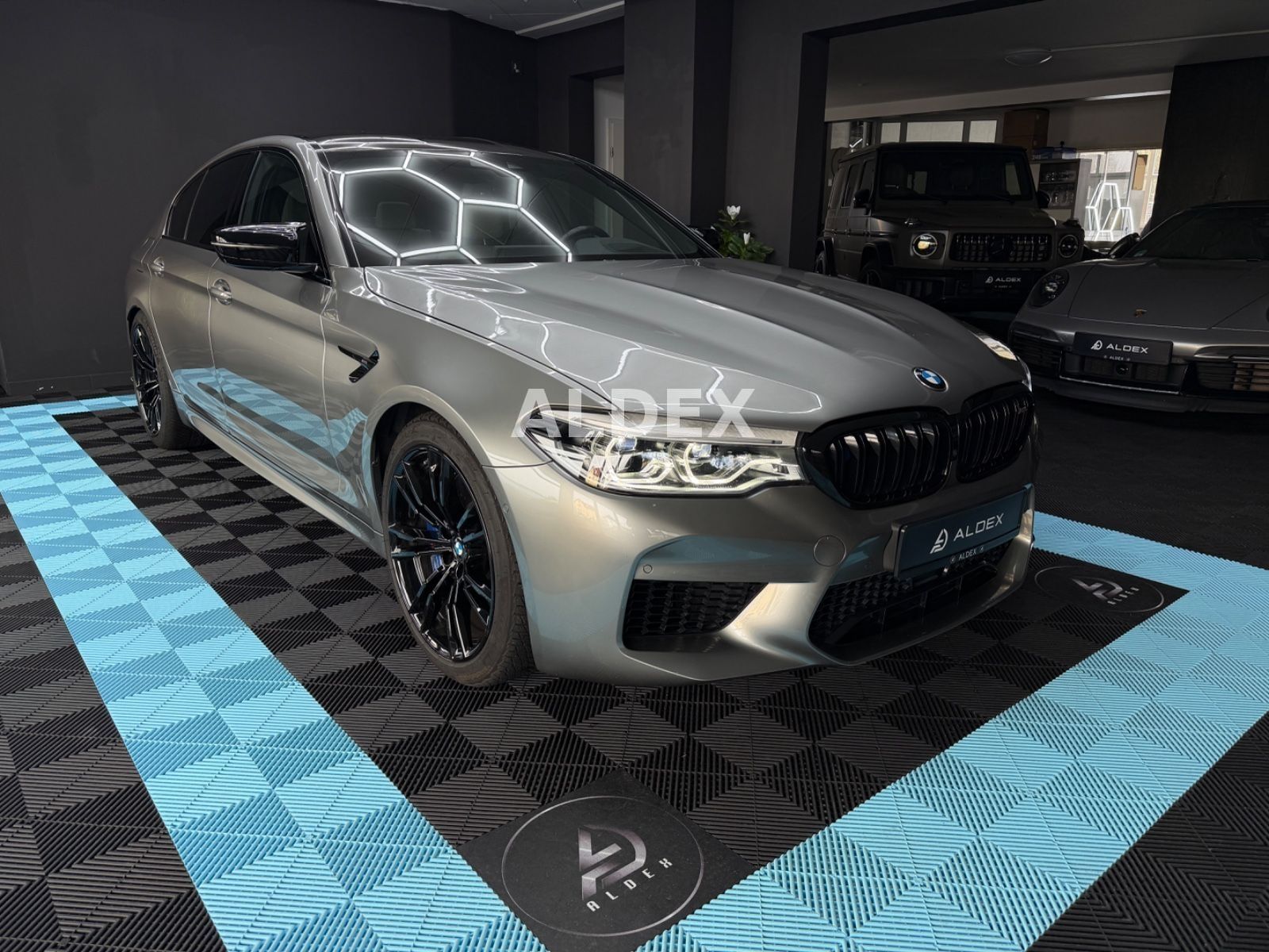 BMW M5 Competition xDrive°M Drivers°KEY°H&amp;K°DRIVING+