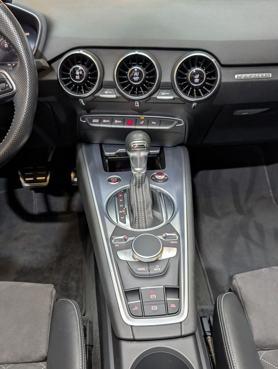 Fahrzeugabbildung Audi TT Roadster 45 TFSI Quattro S-Line Sport-Paket +