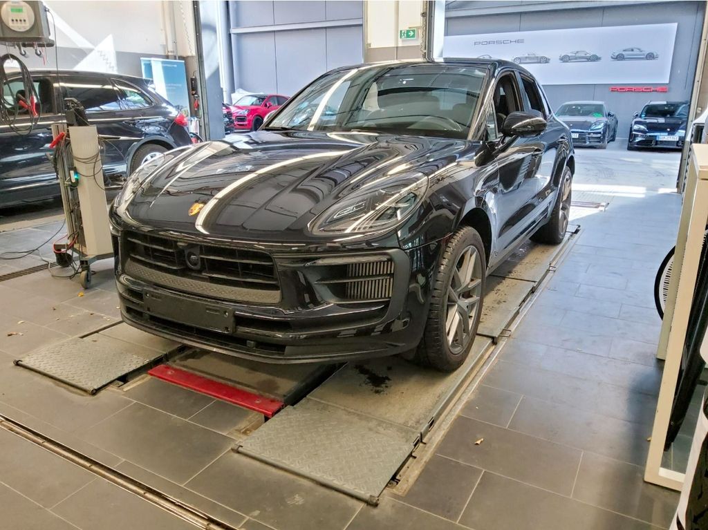Image of Porsche Macan