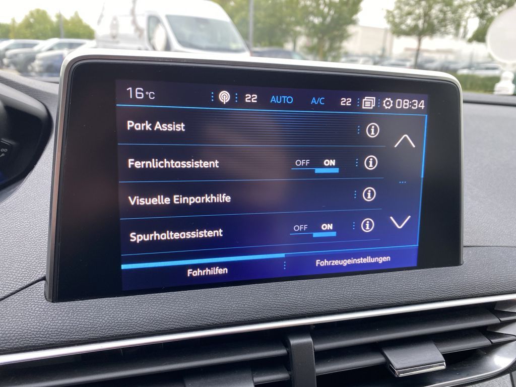 Fahrzeugabbildung Peugeot 3008 PureTech 130 S&S GPF Allure *Navi*Rückfahrk