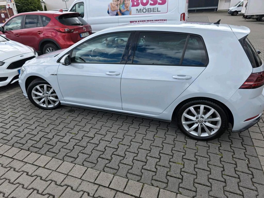 Image of Volkswagen Golf