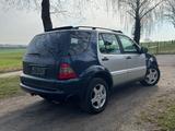Mercedes-Benz ML 320 - gebrauchte Mercedes-Benz ML 320 aus dem Jahr 2001