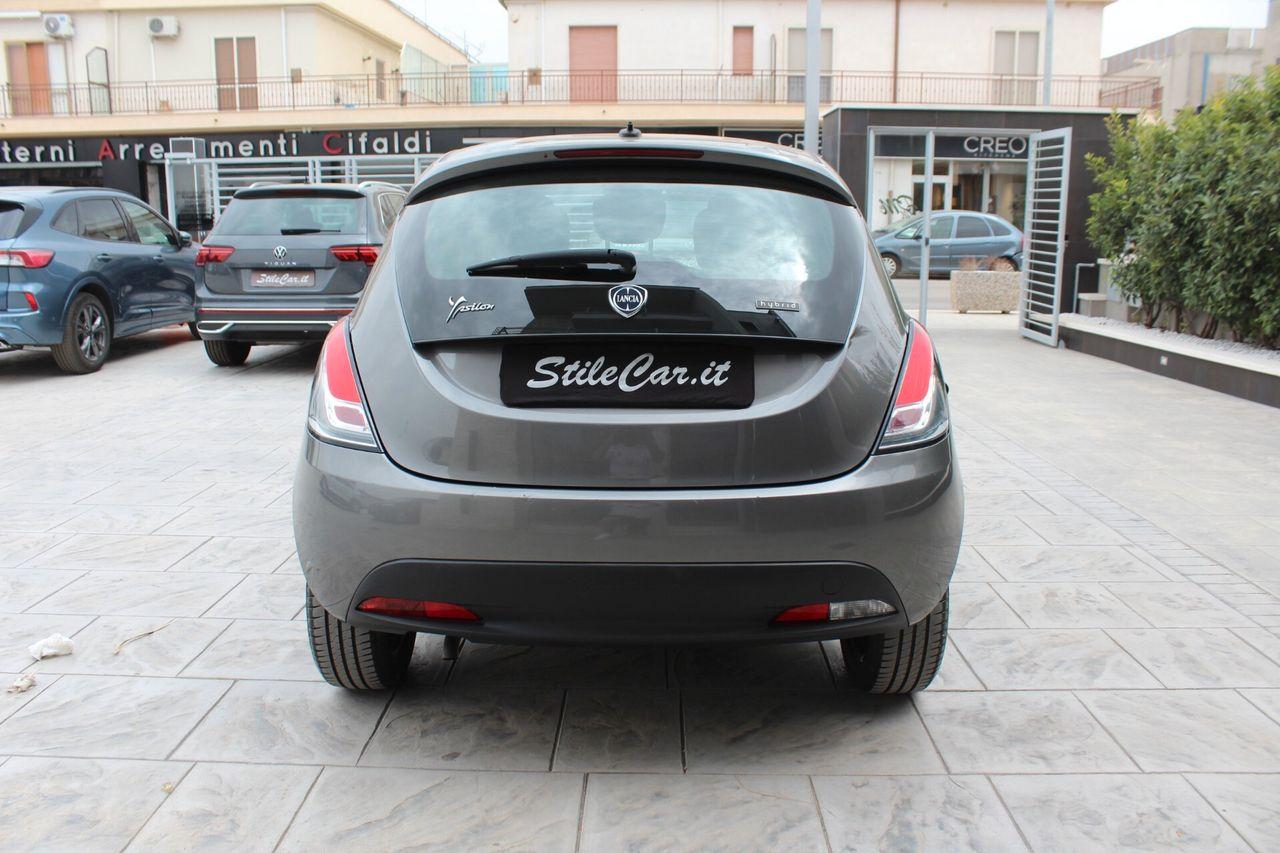 Lancia Ypsilon 1.0 FireFly 5 porte S&S Hybrid Ec