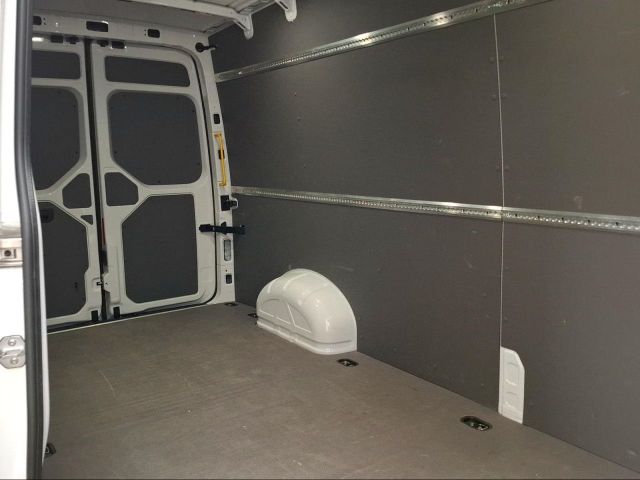 CRAFTER KASTEN 2.0 TDI FWD LR AZV+CAM+TEMPOMAT