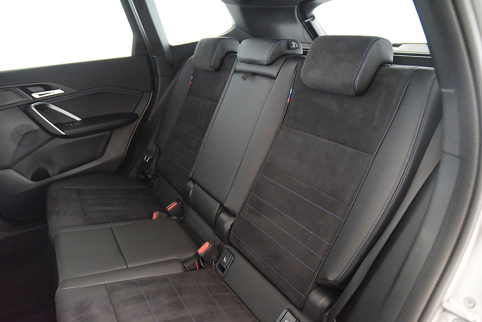BMW X1 xDrive20d M Sport DriveAss LED AHK Alarm DAB foto 6