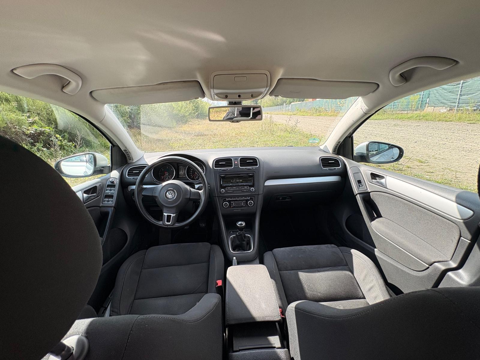 Volkswagen Golf 2011 — photo 11