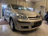 Toyota Corolla Verso 1.8 Autom. 7xSitzer Rückfahrkamera - silberne Toyota Corolla Verso