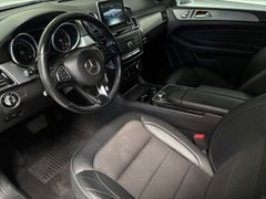 Fahrzeugabbildung Mercedes-Benz GLE 250 d 4Matic -- neuer Motor bei MB 21.000,-