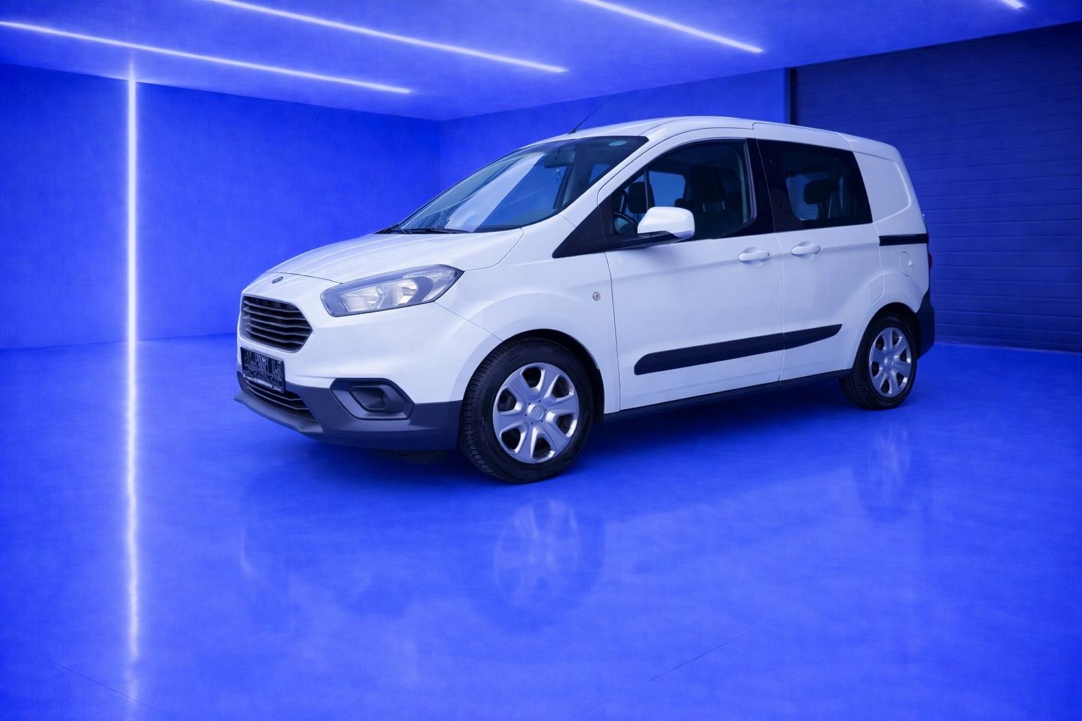 Ford Transit Courier 1.5 TDCI*5-Sitzer*AHK*KLIMA*TÜV*
