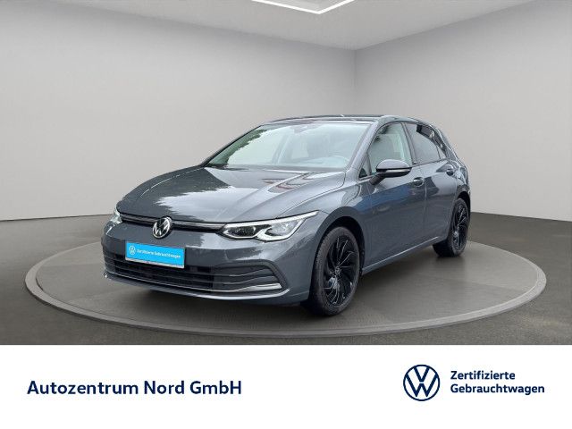 Volkswagen Golf VIII 1.5 eTSI DSG Style NAVI+LED+ACC+KAMERA