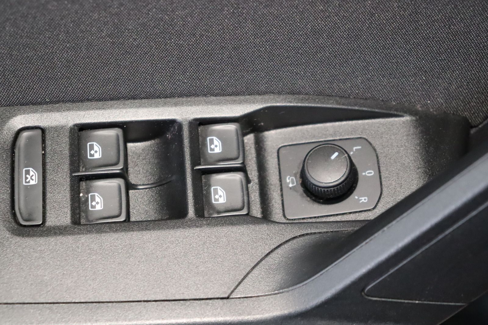 Fahrzeugabbildung SEAT Arona 1.5 FR * Klimaautomatik * Sitzhzg.