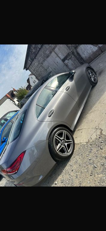 Image of Mercedes-Benz CLA 200