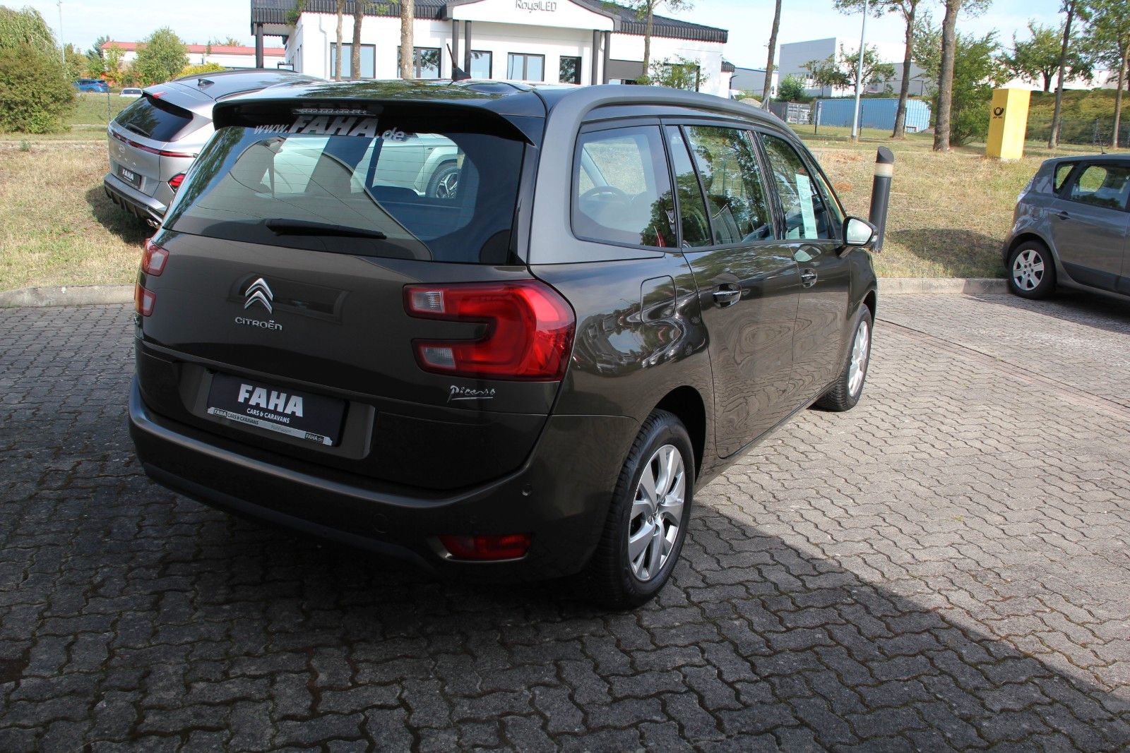 Fahrzeugabbildung Citroën Grand C4 Picasso/Spacetourer Intensive