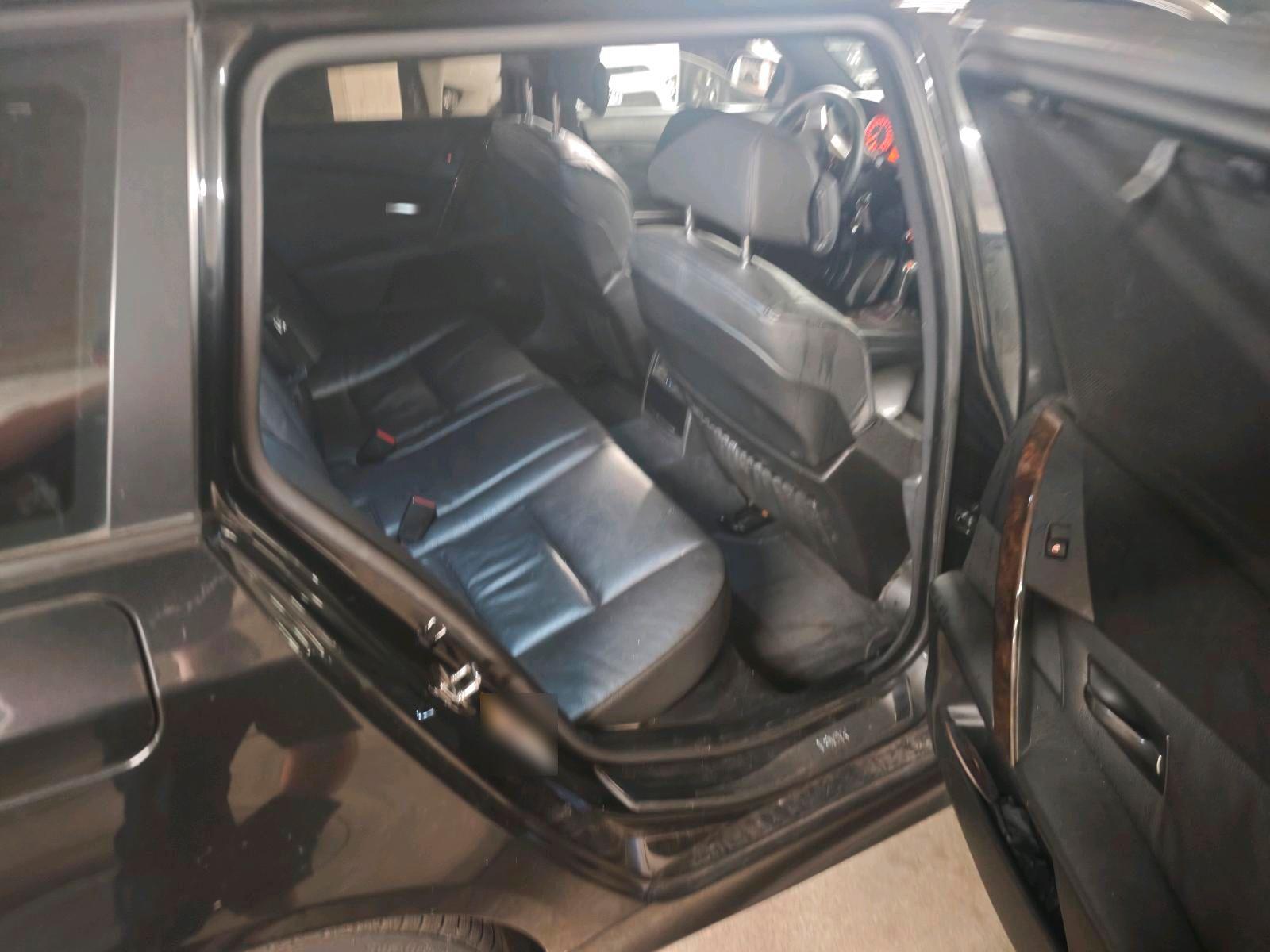 BMW 530 2004 — photo 7