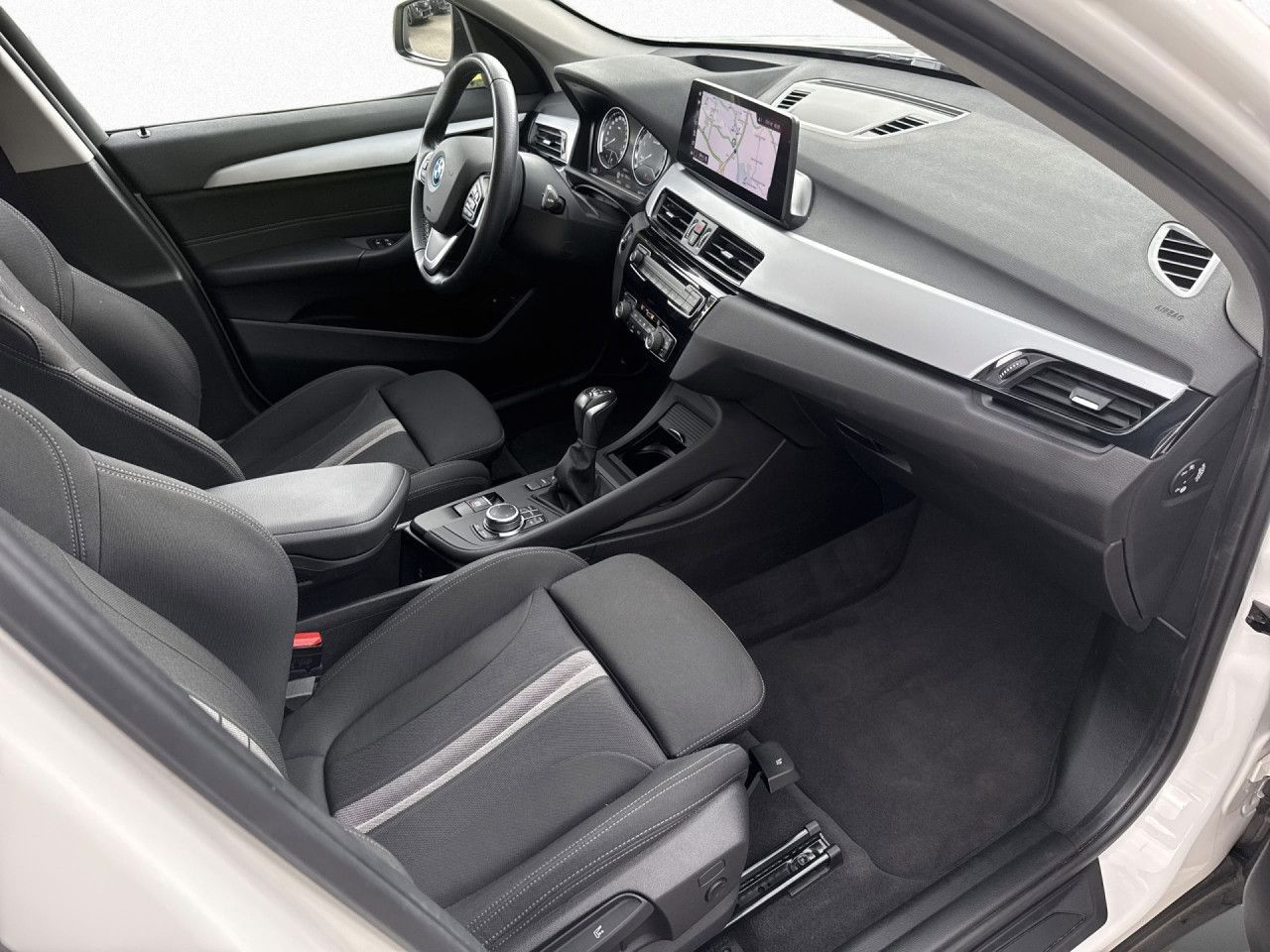 BMW X1 xDrive25e Navi+ HUD LED DA Sitz, Sports.Rfk foto 11