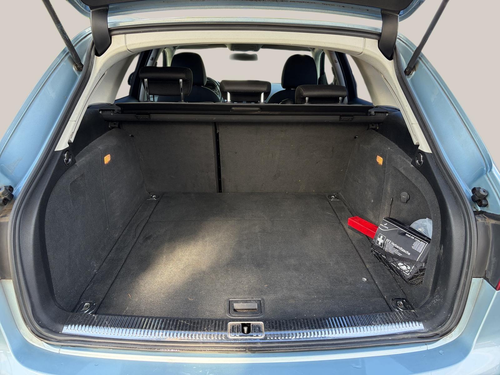 Audi A4 2008 — photo 46