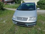 Volkswagen Sharan 1.8T Auto Highline - Volkswagen Sharan mit Benzin-Antrieb: Kleinbus, Automatik, 1.8
