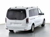 Mercedes-Benz V 220 d STYLE Lang AHK+DISTRONIC+360°+SHZG - Mercedes 7-Sitzer