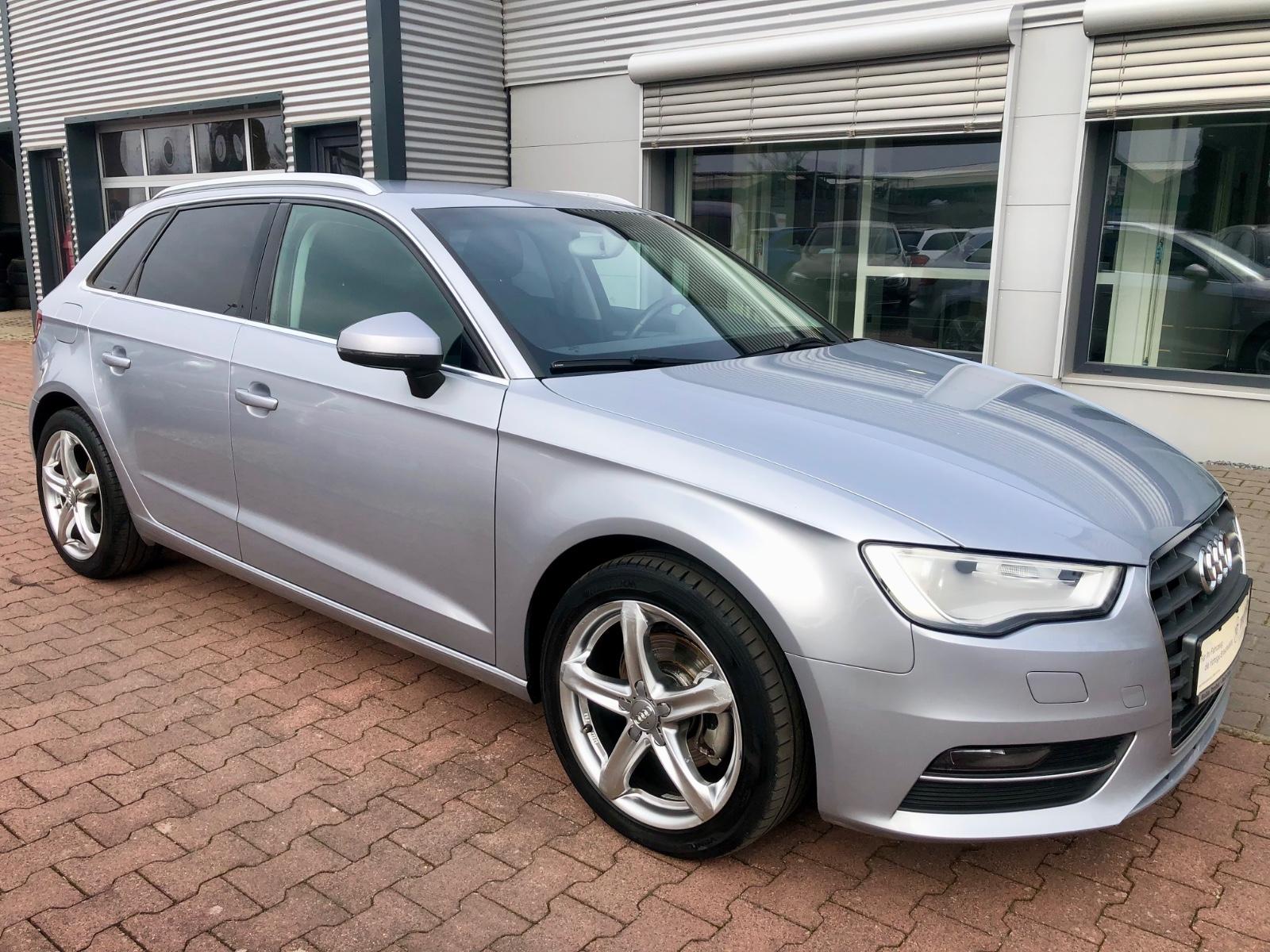 Audi A3 Sportback ambiente/Sitzhz/Navi/Bi Xenon