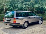 Volvo 240 2.3i GLE - Perfekt Restauriert, Klima, Leder - Volvo 240 mit Benzin-Antrieb