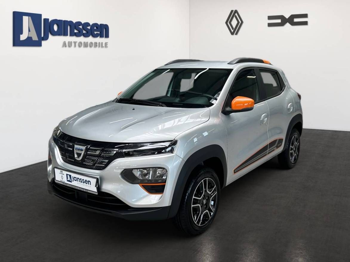 Fahrzeugabbildung Dacia Spring Comfort Plus mit Look-Paket-Orange