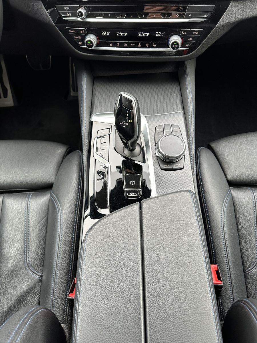 Fahrzeugabbildung BMW 630d Gran Turismo xD M-Sport NAV+LASER+AHK+HUD