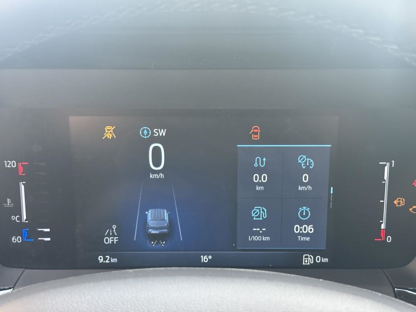 Fahrzeugabbildung Ford Transit Courier Trend Doppelkabine Apple CarPlay
