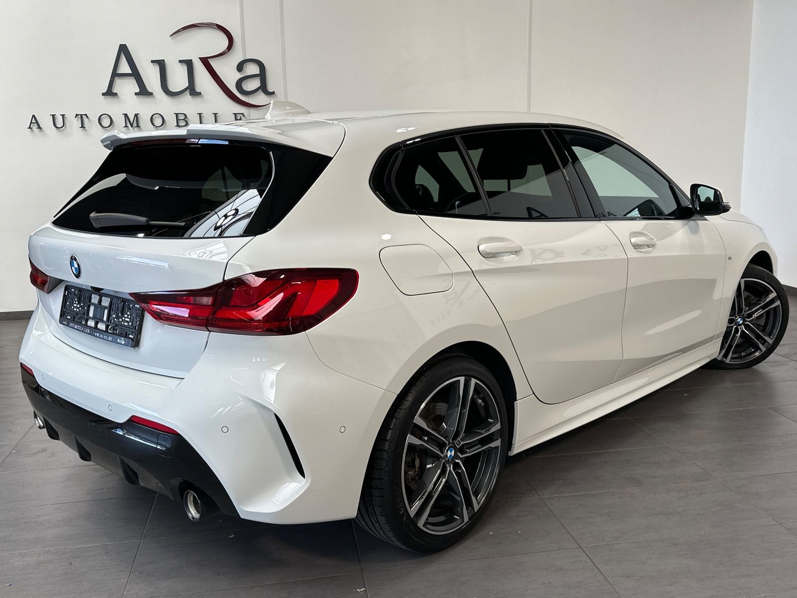 Fahrzeugabbildung BMW 120 d xDrive Aut. M Sport NAV+LED+SHZ+KAM+DAB