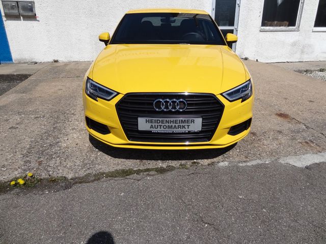 Fahrzeugabbildung Audi A3 Limousine sport/Virtual/Navi/AHK/61.500Km