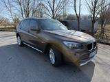BMW X1 xDrive20d -*BI-Xenon*2xPDC*Hifi*Leder*Navi - gebrauchte BMW X1 aus dem Jahr 2010