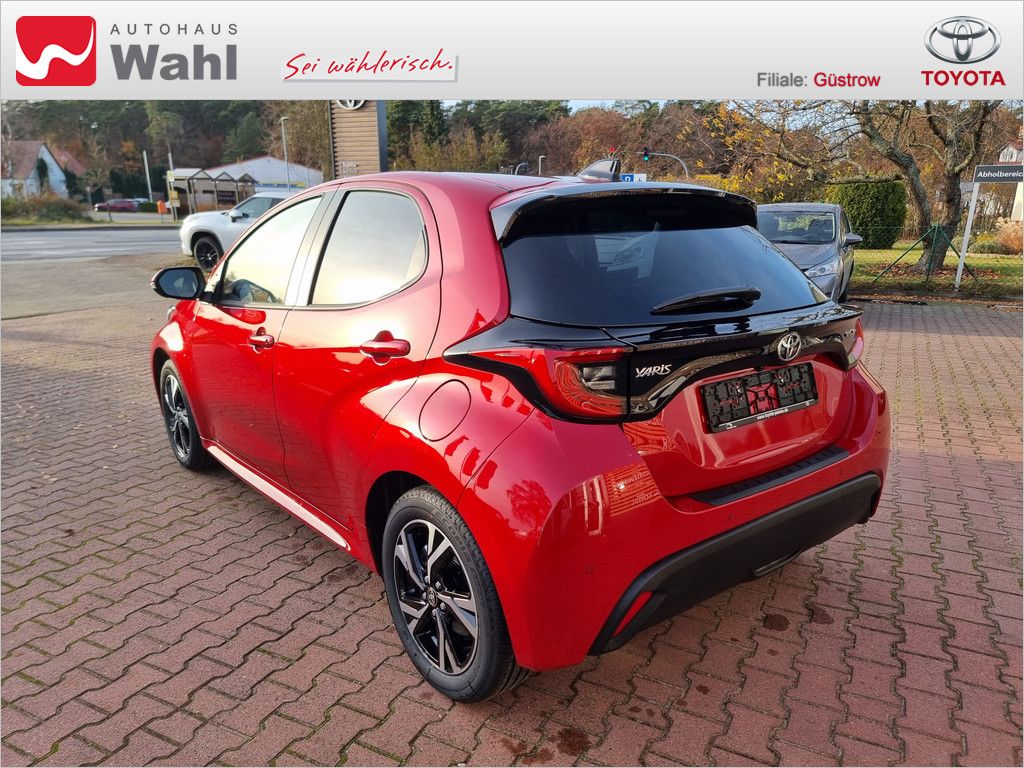Toyota Yaris 1.5 Hybrid Teamplayer imagem 2