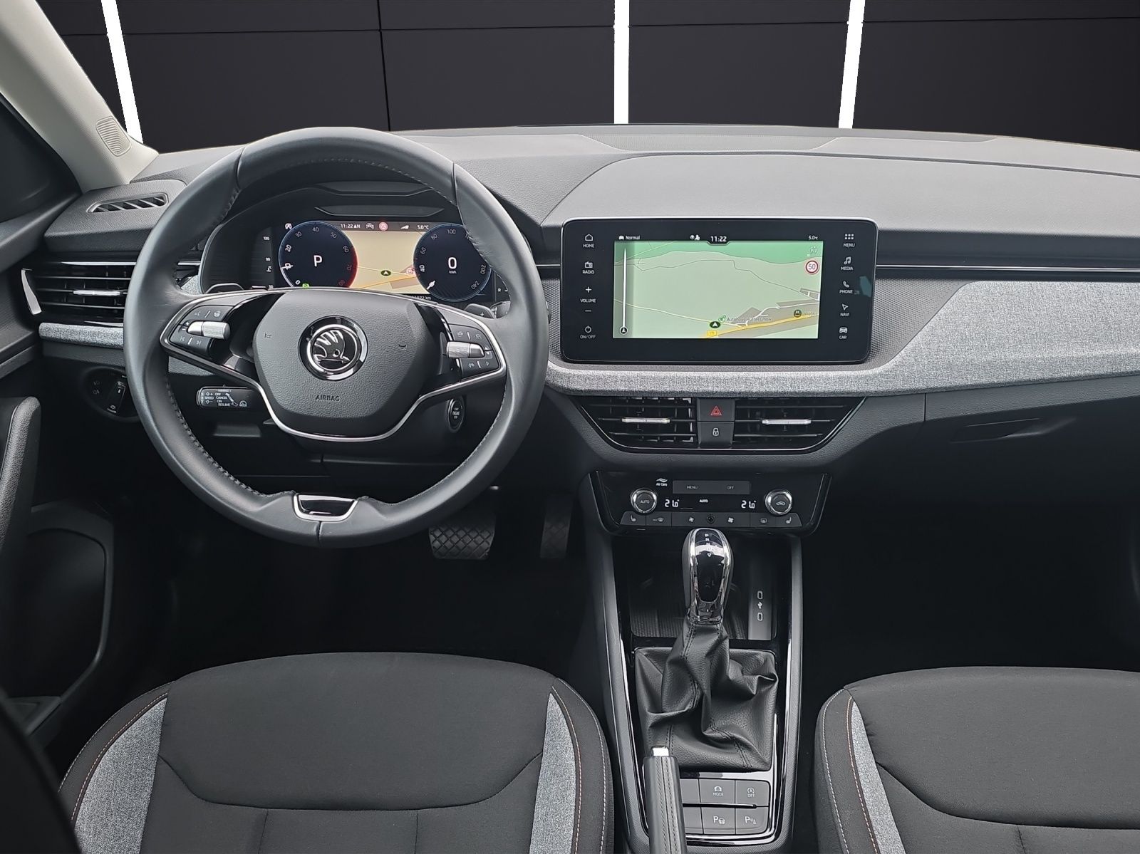 Fahrzeugabbildung SKODA Scala Drive 1.0 TSI DSG ACC  Matrix LED RFK Keyl
