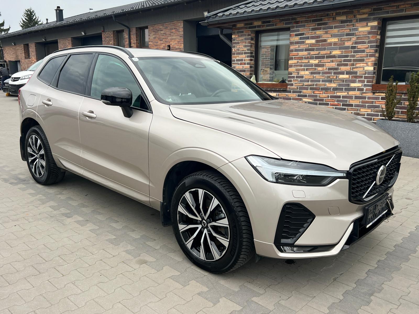 Volvo XC60 B4 D AWD Plus Dark Auto