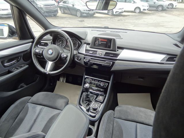 Fahrzeugabbildung BMW 218 Active Tourer/M-Paket/61TKM/1.Hd/PDC/